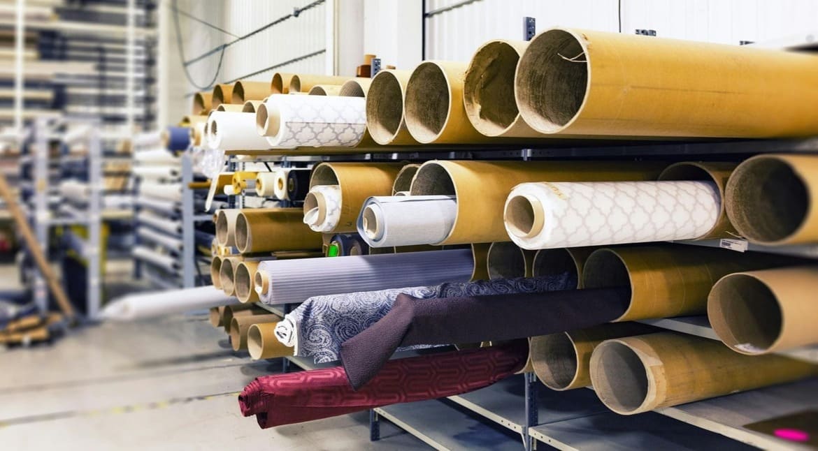 Clothing transport Germany &ndash; Russia | Customs & logistics
